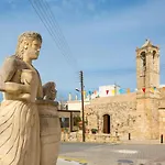 Villa Iliada Polis