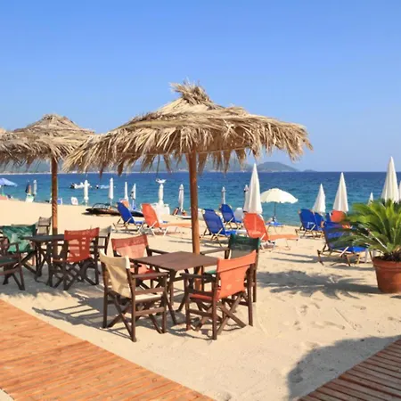 빌라 Iliada 폴리스